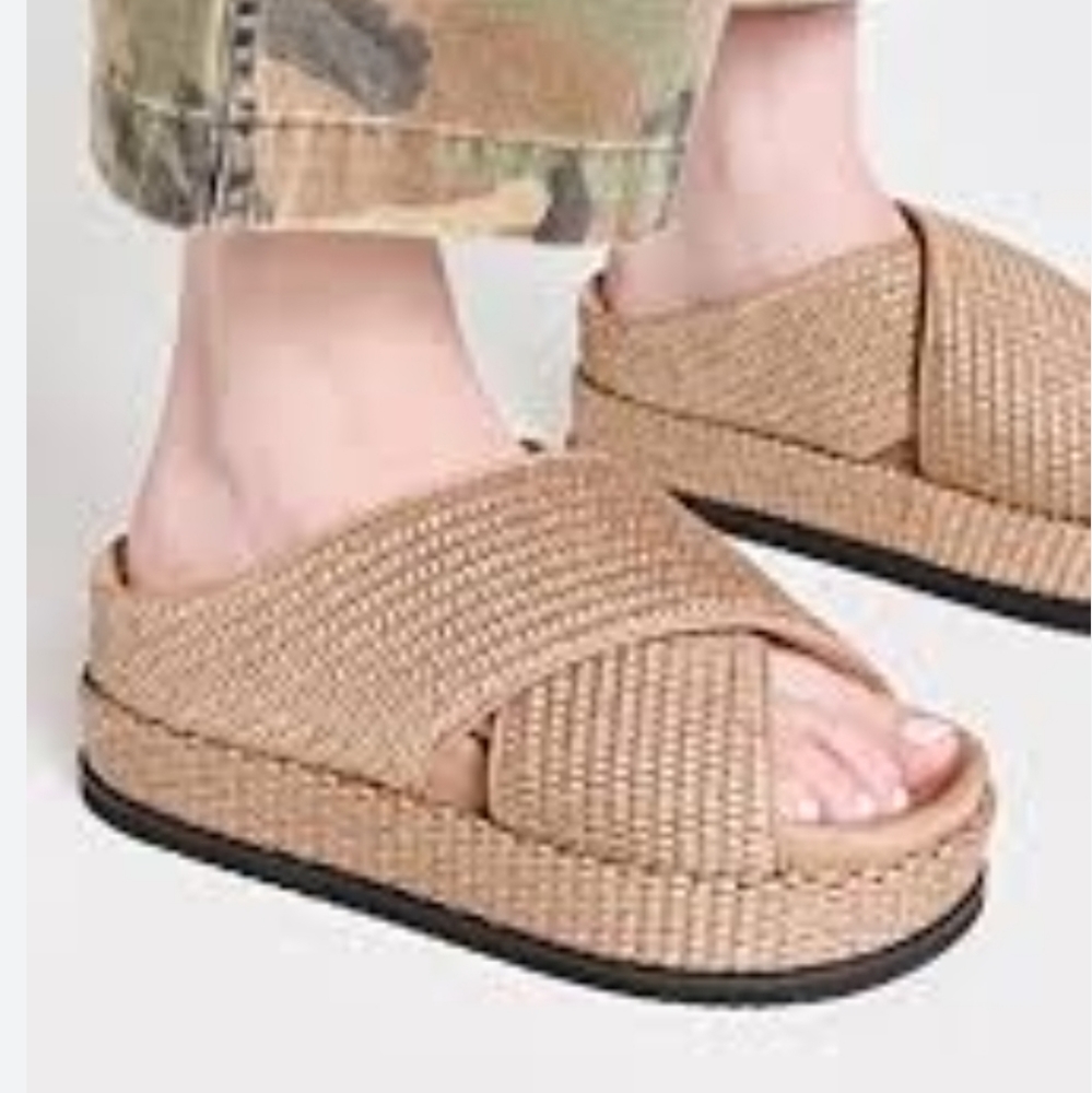 ROAM Cross Stack Raffia Slip on Footbed Platform Sandal in Natural Tan, size 8
